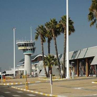 Flughafen Hosea Kutako bei Windhoek; © Patrick Giraud/Wikimedia Commons