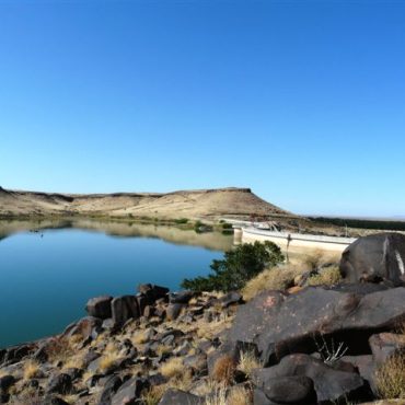 Stausee in Namibia - wichtige Trinkwasserspender; © Gerd/Wikimedia Commons