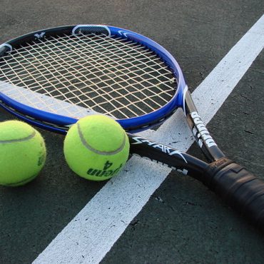 Tennis © Vladsinger - Wikimedia Commons