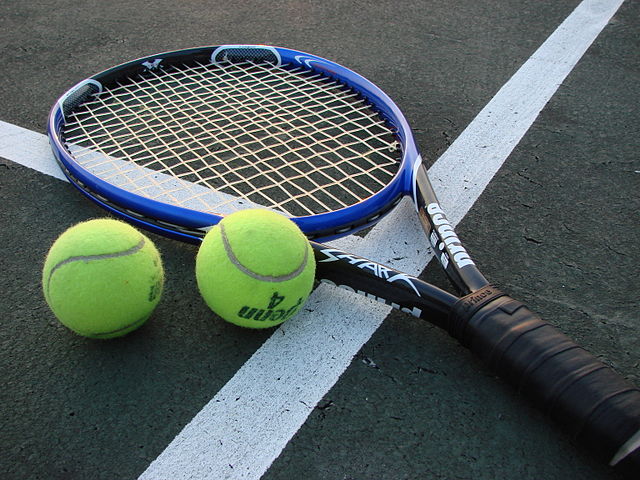 Tennis © Vladsinger - Wikimedia Commons