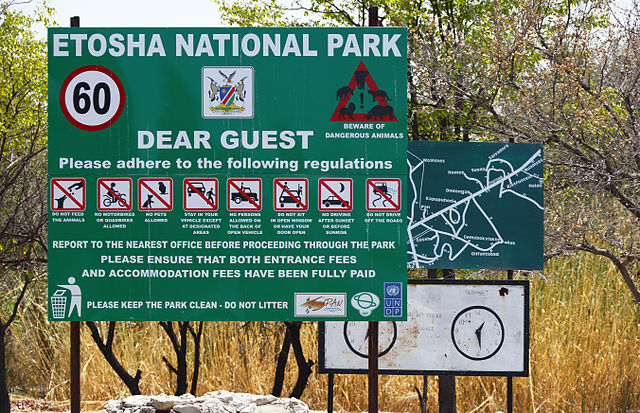 Etosha Nationalpark © Alchemist-hp-Wikimedia_Commons