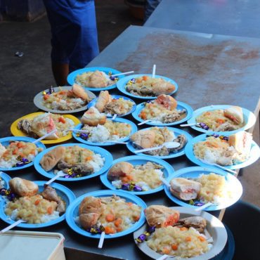 Suppenküche für Kinder in Ombili; © Hesron Kapanga/NAMPA