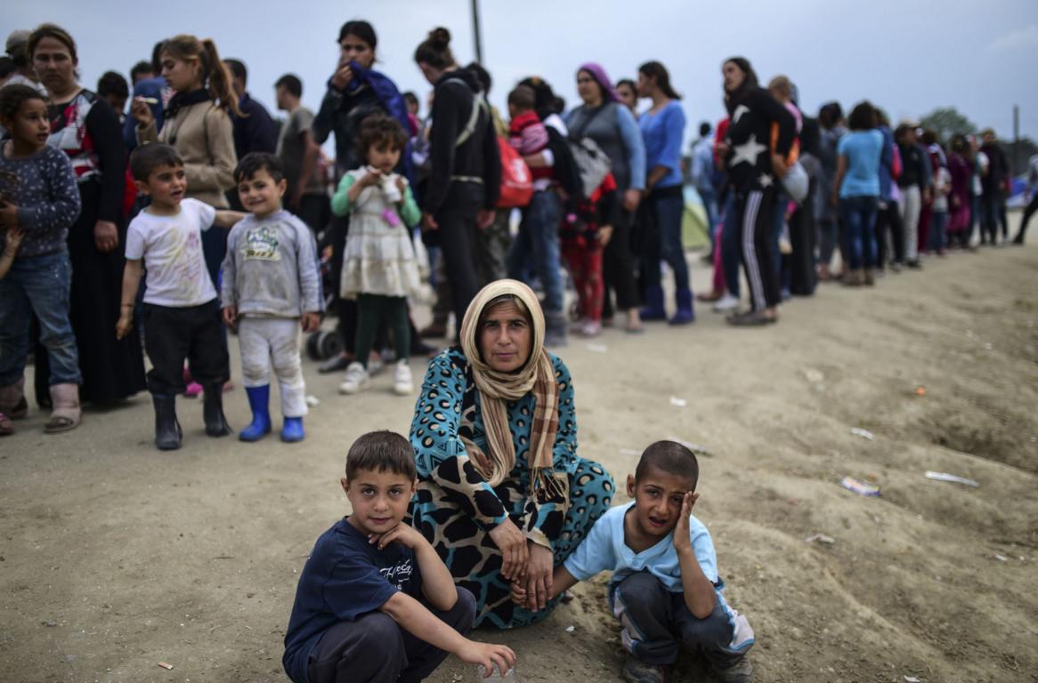 Flüchtlinge in Griechenland; © Bulent Kilic/AFP-NAMPA