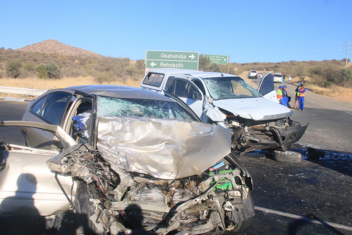 Schwerer Verkehrsunfall auf dem Western Bypass; © Lydia Pitiri/NAMPA