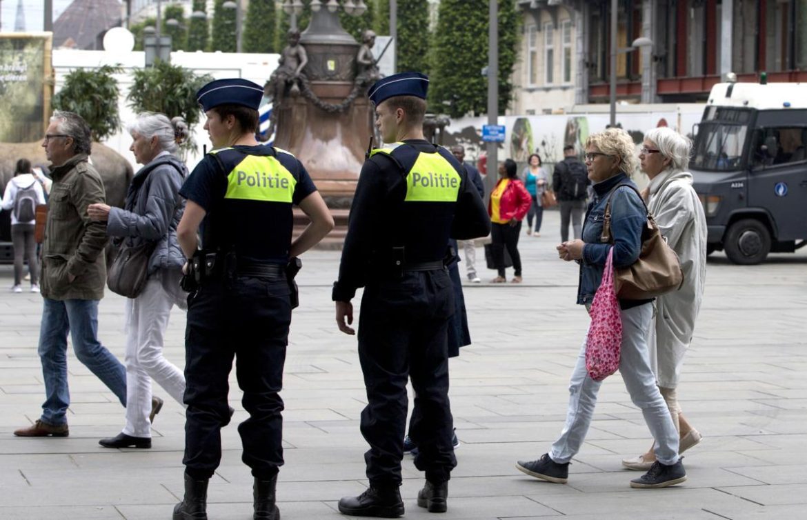 Verstärkte Sicherheitsmaßnahmen in Belgien; © Virginia Mayo/AP-NAMPA