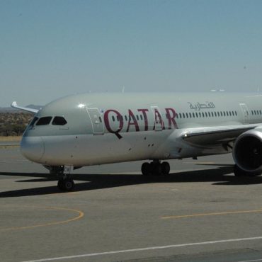 Erste Maschine von Qatar Airways in Namibia; © Hitradio Namibia
