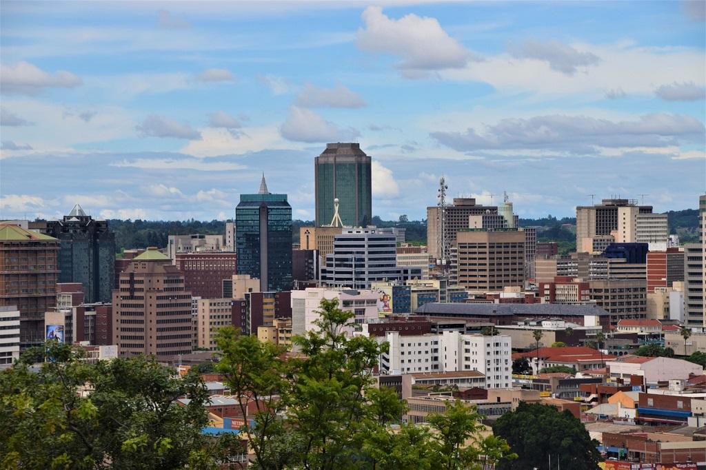 Der Internationale Währungsfonds fordert Reformen von der Regierung in Harare; © VVShots/iStock
