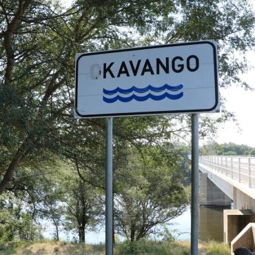 In Kürze soll eine Machbarkeitsstudie vorgestellt werden, um Wasser aus dem Kavango nach Windhoek zu transportieren; © Clara Nila/iStock