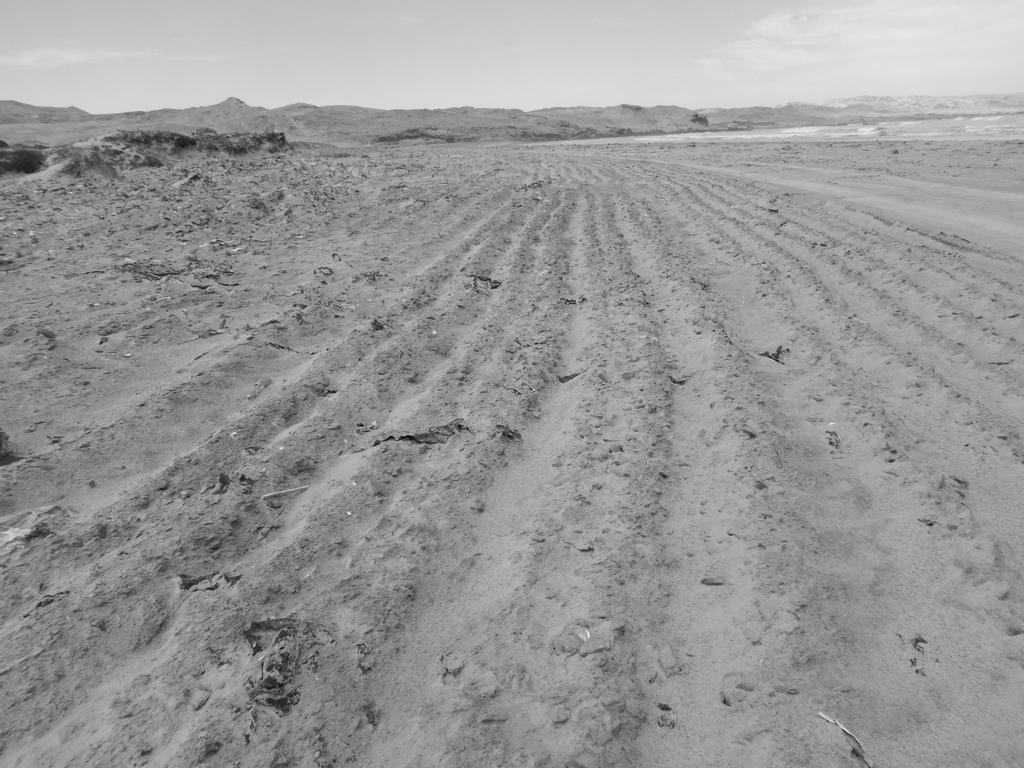 Zerstörter Strandbereich an der Großen Bucht bei Lüderitz; © Lüderitz Marine Research/Facebook