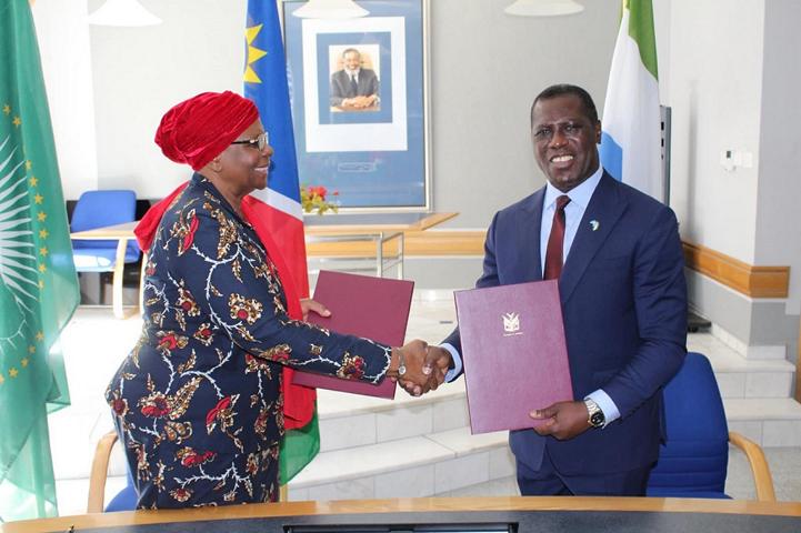 Namibias Außenministerin Netumbo Nandi-Ndaitwah und Sierra Leones Außenminister David Francis; © MIRCO/Facebook