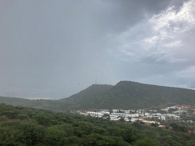 Auf gute Regenfälle hat man in Windhoek im Februar vergeblich gewartet; © Hitradio Namibia