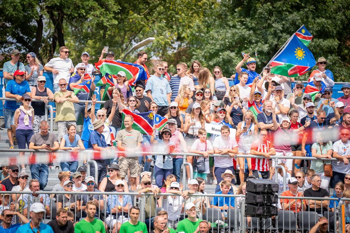Namibische Fans am ersten Spieltag der WM in Mannheim; © Peter Stumpf
