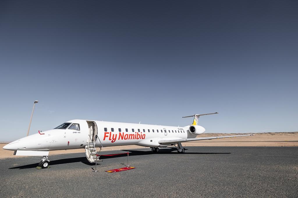 Die erste FlyNamibia-Maschine ist gestern in Lüderitz gelandet; © Venture Media