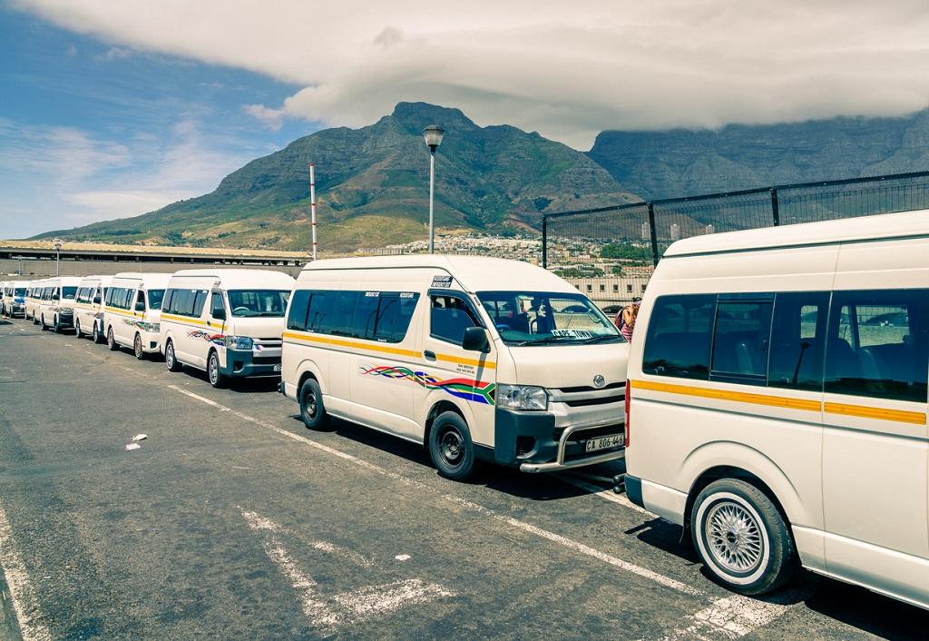 Die Besitzer und Fahrer von Minibussen in Kapstadt waren vergangenen Donnerstag in den Streik getreten; © alexeys/iStock