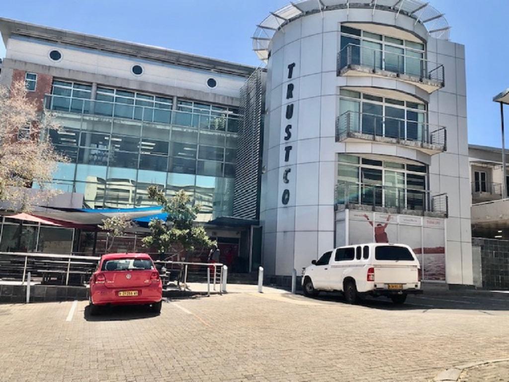 Hauptsitz von Trustco in Windhoek; © Eba Kandovazu/Nampa
