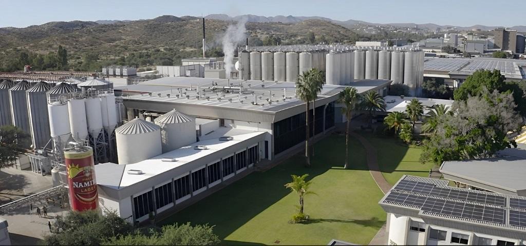 Luftaufnahme der namibischen Brauereien in Windhoek; © NBL